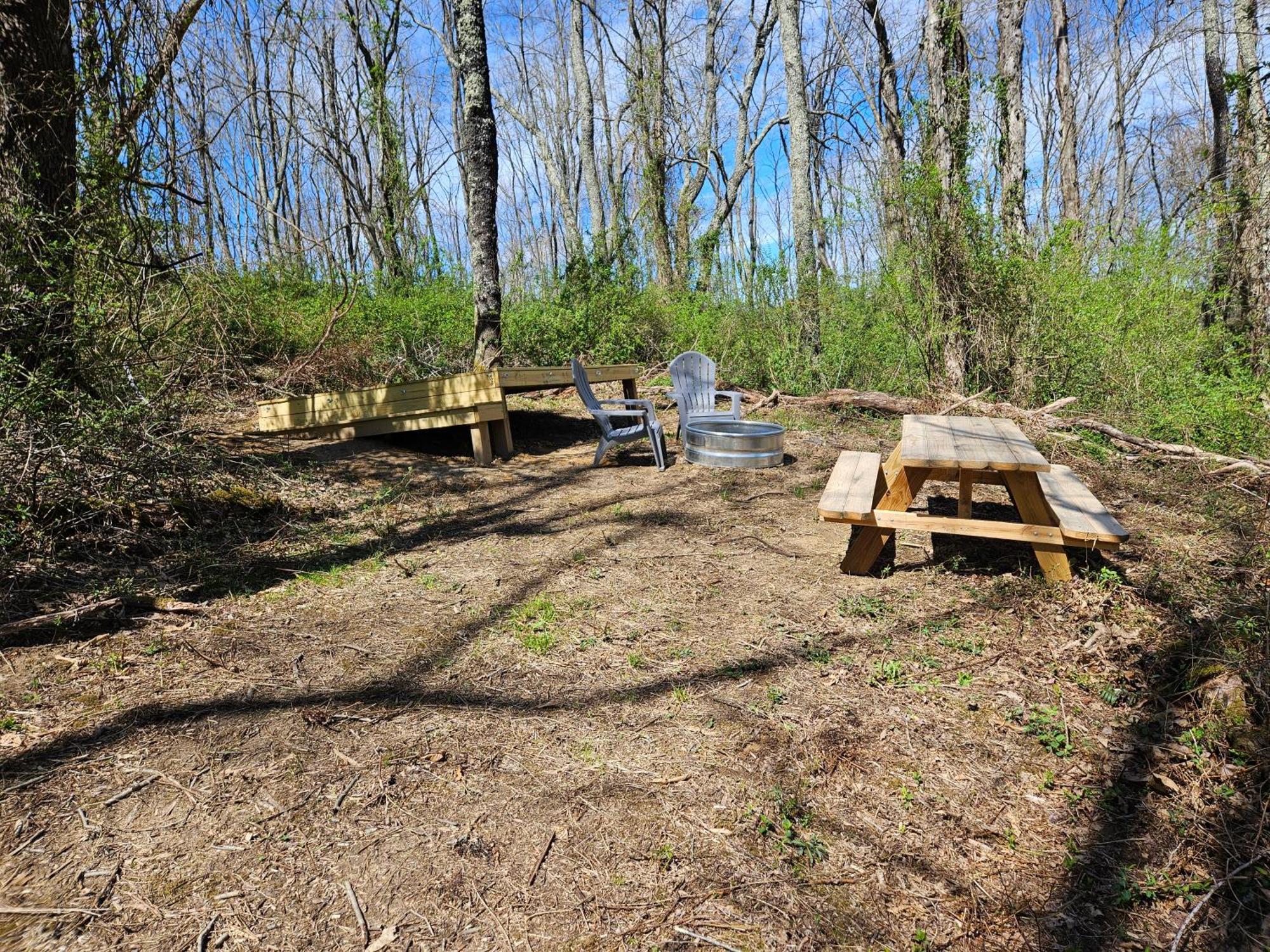Cardinal Cove Campsite At Hocking Vacations - Tent Not Included Logan Exteriör bild