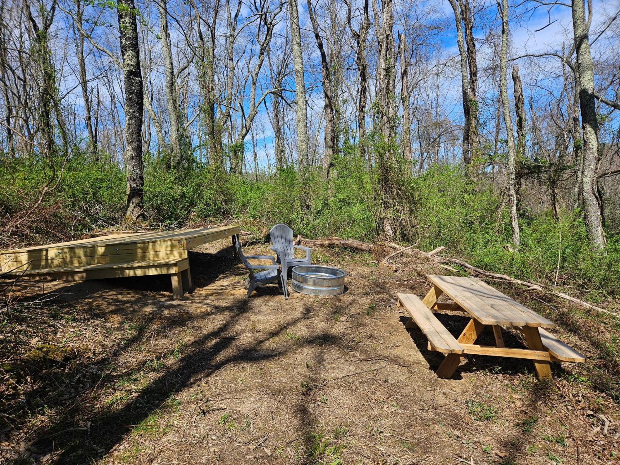 Cardinal Cove Campsite At Hocking Vacations - Tent Not Included Logan Exteriör bild